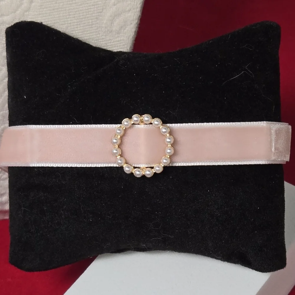 Pink Velvet Pearl Choker Necklace Romantic Coquette Feminine Soft Glam Summer